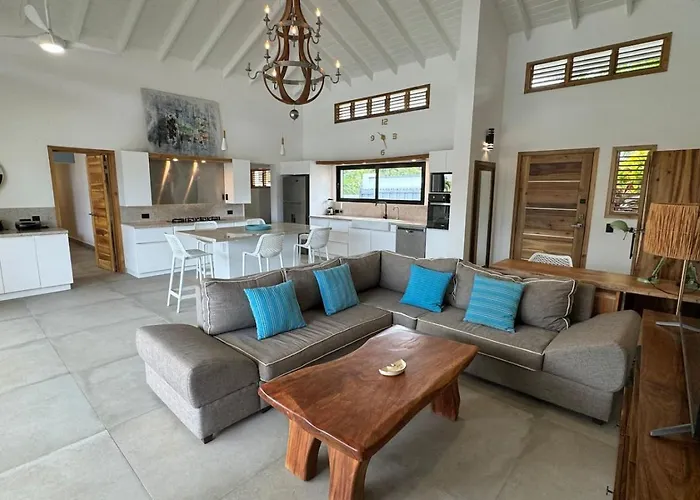 5 Bedroom Villa With Bbq And Washer